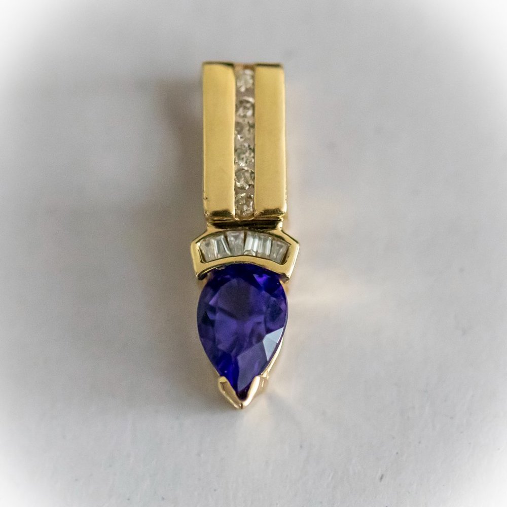 LADIES 14 KARAT YELLOW GOLD TANZANITE AND DIAMOND NECKLACE SLIDE PENDANT